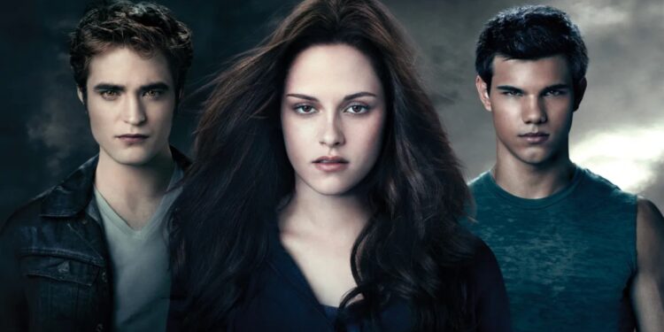 Robert Pattinson, Kristen Stewart and Taylor Lautner in Twilight